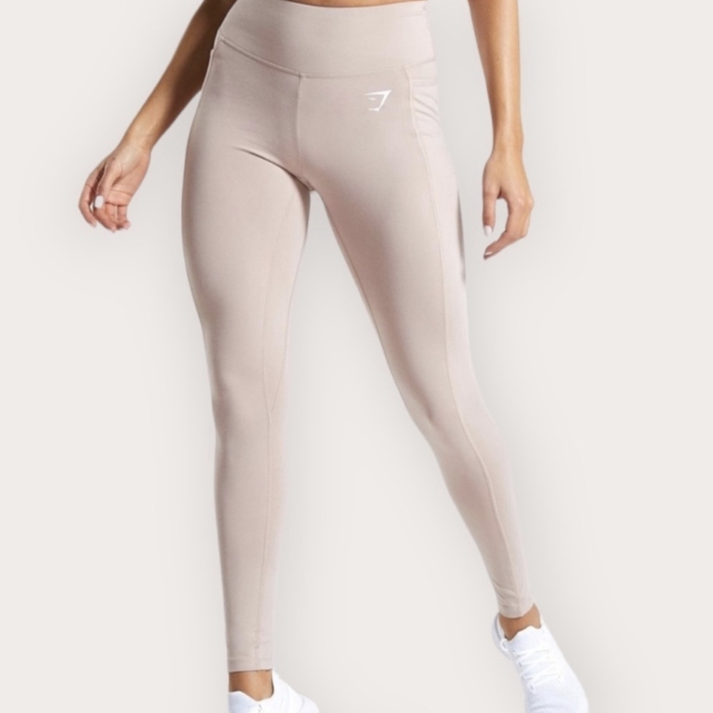 Women's Gymshark Dreamy Leggings | Size Small